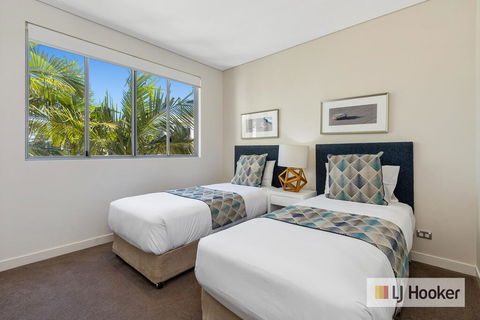 WAVE CULTURE 1204 - BEACH BLISS - Foster Accommodation 1