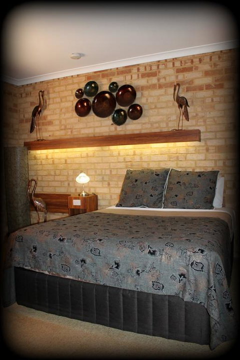 York's Boutique Motel - Foster Accommodation 3