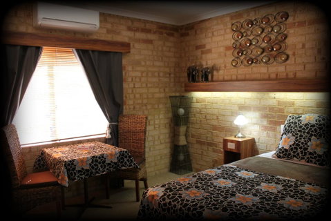 York's Boutique Motel - Foster Accommodation 2