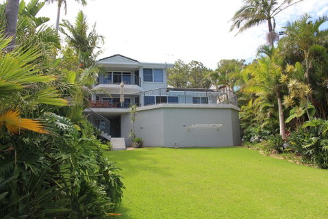 Zaffiro Beach House - Foster Accommodation 0