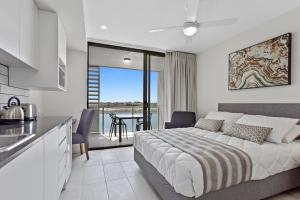 Direct Hotels - North Shore Kawana - Foster Accommodation 5