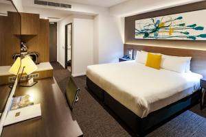 Mercure Sunshine Coast Kawana Waters - Foster Accommodation 4
