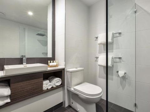 Mercure Sunshine Coast Kawana Waters - Foster Accommodation 1