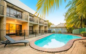 Nightcap At Kawana Waters Hotel - Foster Accommodation 3
