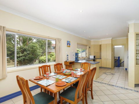 2 184 Kularoo Drive - Foster Accommodation 4