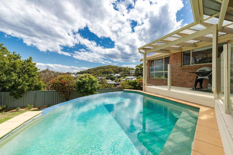 36 Churchill - Foster Accommodation 1