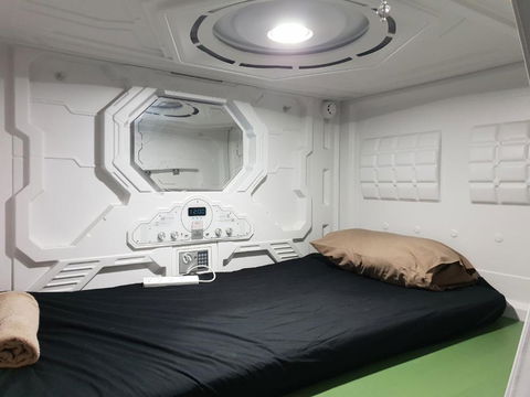 Abbotsford Private Rooms & Pods - 15 Charles Homestay - Foster Accommodation 1