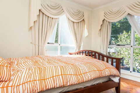 Abbotsford Private Rooms & Pods - 15 Charles Homestay - Foster Accommodation 2