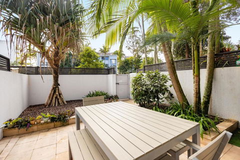 Affordable Pet Friendly Noosa Escape - Foster Accommodation 3
