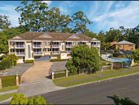 A 3 Bedders Close To Everything - Foster Accommodation 1