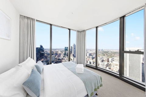 A 3BR Apt Next To Melbourne Central FREE Parking - Foster Accommodation 1