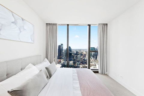 A 3BR Apt Next To Melbourne Central FREE Parking - Foster Accommodation 4