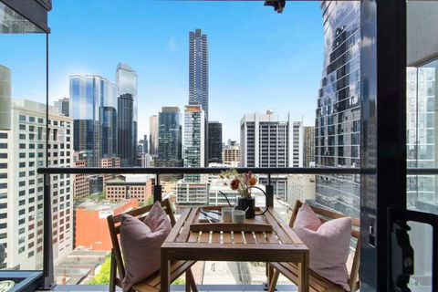 A 3BR Apt Next To Southern Cross FREE Parking - Foster Accommodation 1