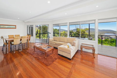 A BIGGER Slice Of Paradise - Foster Accommodation 3