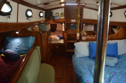 A Boat In The Grampians - Foster Accommodation 3