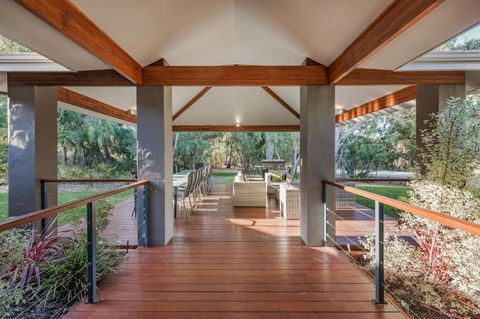 A Bush Utopia - Foster Accommodation 2