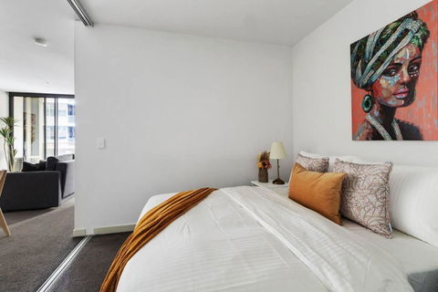 A Chic 2BR Apt Near Southern Cross, With Secure Parking - Foster Accommodation 2