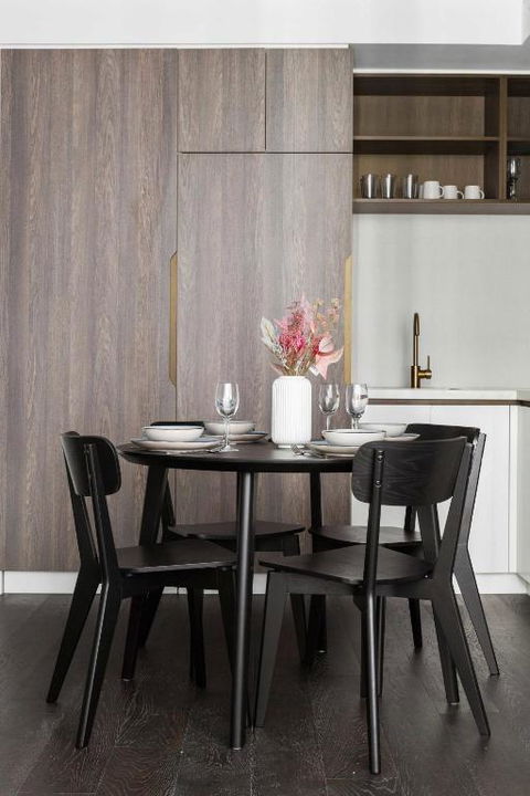 A Chic 2BR Apt Right Next To Melbourne Central - Foster Accommodation 1