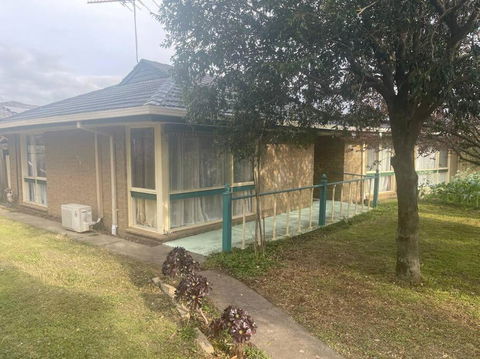 A Home Away From Home - Foster Accommodation 4