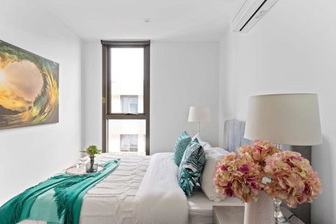 A Lux 2BR Apt Near South Melbourne Market - Foster Accommodation 0