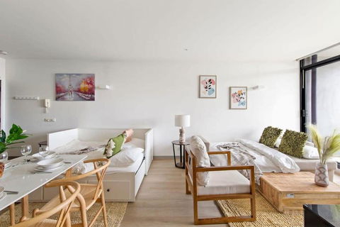 A Lux 2BR Apt Next To Melbourne Uni FREE Parking - Foster Accommodation 3