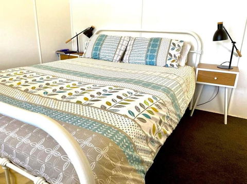 A Magic Shack - Relax, Recharge, Frolic & Fish - Foster Accommodation 4