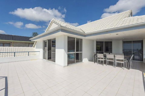 A Perfect Stay - Serendipity - Foster Accommodation 3