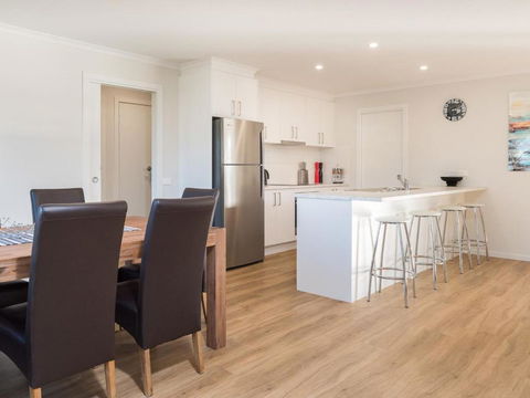 A Perfect Ten - Foster Accommodation 1