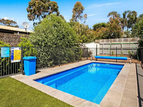 A Perfect Ten - Foster Accommodation 0