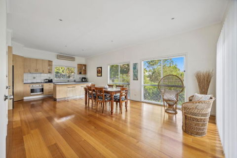 Abbott Abode - Foster Accommodation 4