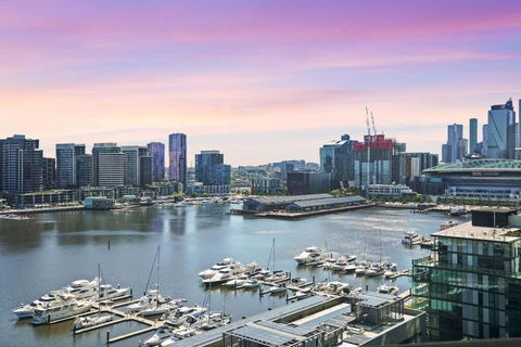 Absolute Bay View Waterfront Getaway Apt 2B2B1C - Foster Accommodation 0