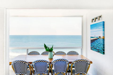 Absolute Oceanfront Yamba - Oceanstays - Foster Accommodation 0