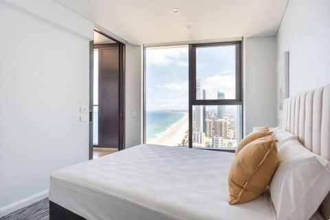 Absolute Oceanview BeachFront 2BR Apt - Foster Accommodation 1