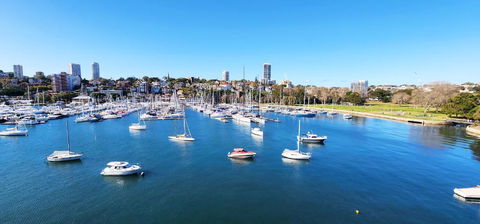Absolute Waterfront With Oversized Private Terrace - Foster Accommodation 2