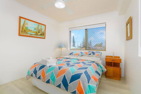 Acacia Holiday Apartment - Foster Accommodation 3