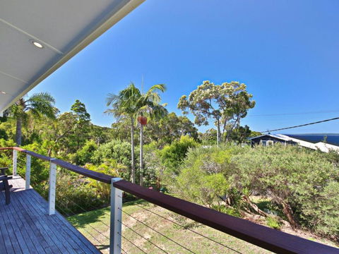 Acacia Cottage At Hyams Beach - Foster Accommodation 0