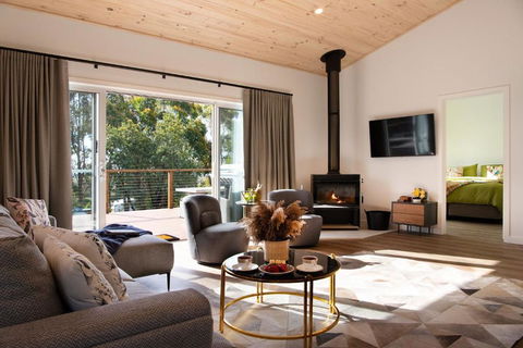 Acacia House - Foster Accommodation 1
