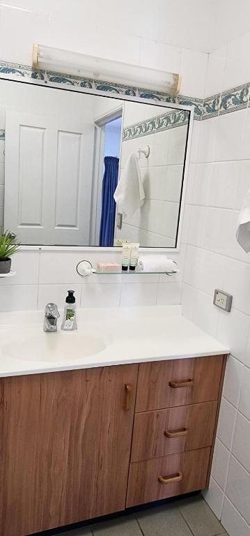 Accommodation @ 134 Denham - Foster Accommodation 4