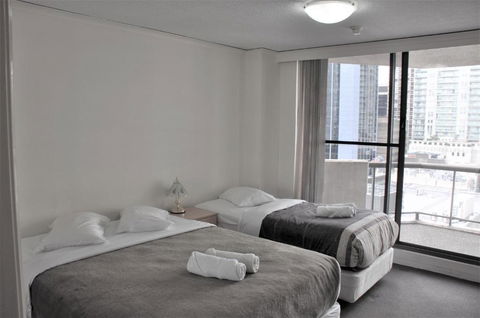 Accommodation Sydney - Kent Street Sydney CBD Top Floor 2 Bedroom Apartment With Balcony - Foster Accommodation 1