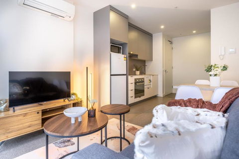 Adjacent To Flagstaff Gardens 1br In Cbd Melboure - Foster Accommodation 1