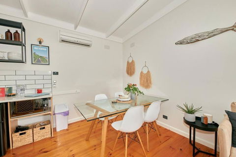Adorable Beach Shack In The Heart Of Aireys Inlet - Foster Accommodation 2