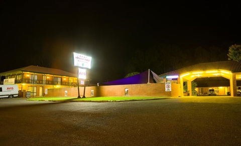Advance Motel - Foster Accommodation 1