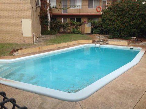 Affordable Inglewood Apartment+Pool - Foster Accommodation 2