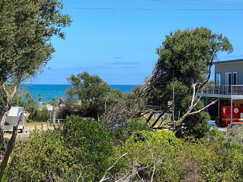 After Dune Delight - Foster Accommodation 3