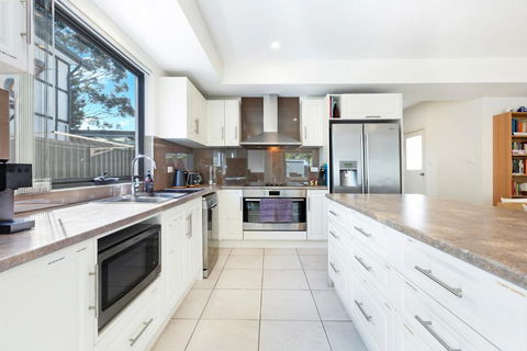 Agathas At Seacombe Gardens - Foster Accommodation 1