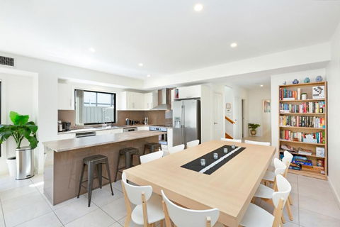 Agathas At Seacombe Gardens - Foster Accommodation 2