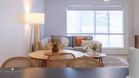 Agnes Break - 3 Bedroom, 2 Bath, 400m To Beach - Foster Accommodation 1
