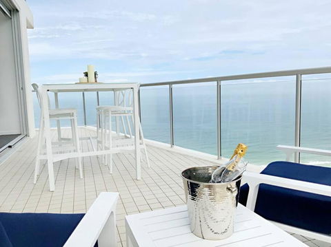 Air On Broadbeach Beachfront 2Level Stunning Apartment With 180 Degree Views - Foster Accommodation 4