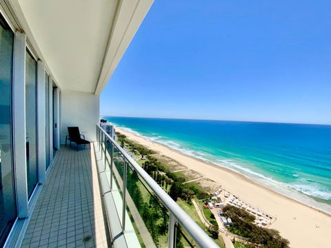 Air On Broadbeach Beachfront 2Level Stunning Apartment With 180 Degree Views - Foster Accommodation 3