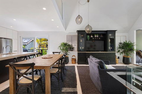 A Perfect Stay - Arya - Foster Accommodation 4